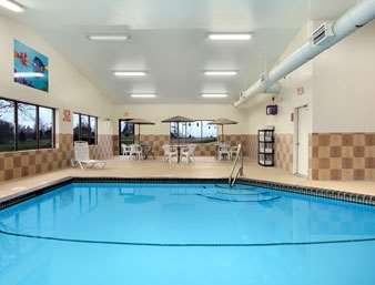 Hotel Baymont By Wyndham Dubuque